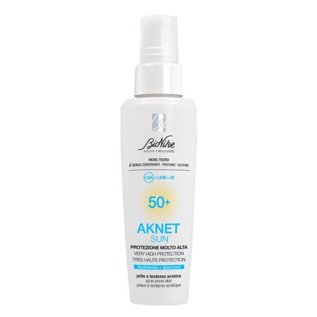 Bionike Aknet Sun SPF 50  Protezione Solare Spray 50 ml